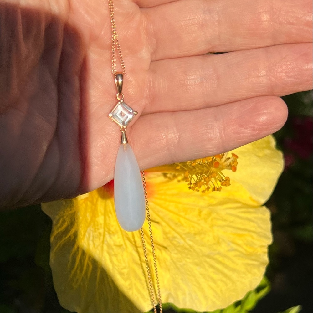 Mimi Milano 17” rose gold chain with lavender chalcedony and quartz.